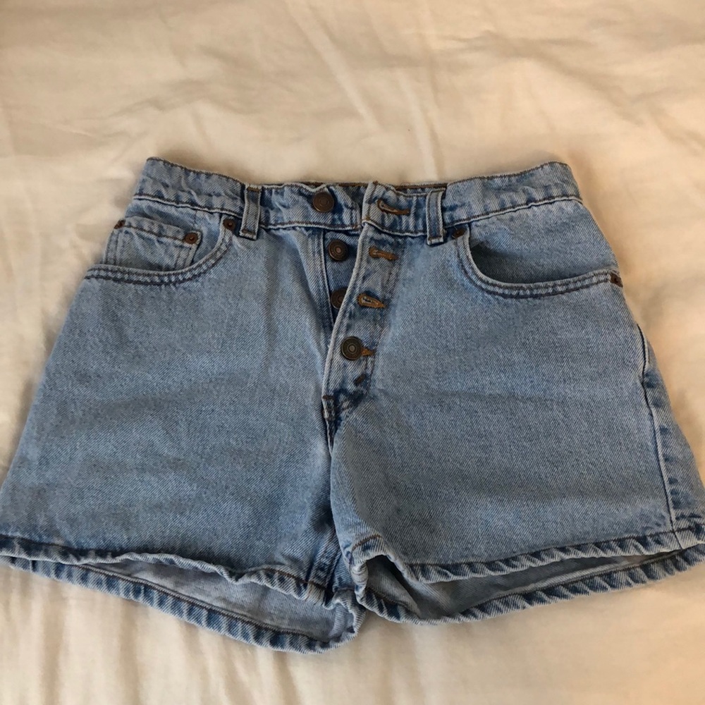 Vintage High Waisted Levi Jean Shorts
